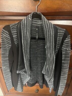 Jessica Simpson Black & White Open-Front Knit Cardigan